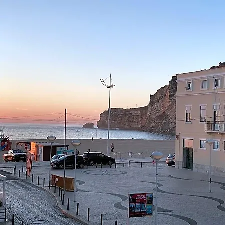 Bayview In Main Plaza 20 Meters From Дом отдыха Назаре