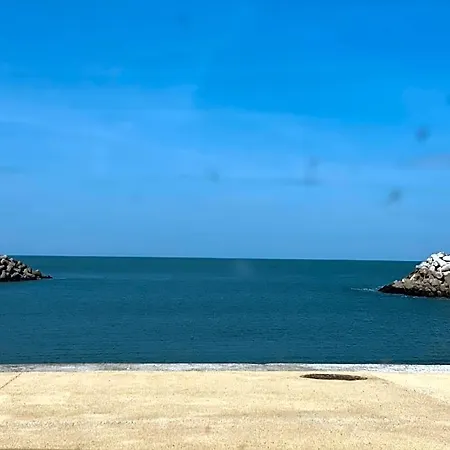 Bayview In Main Plaza 20 Meters From Дом отдыха Назаре